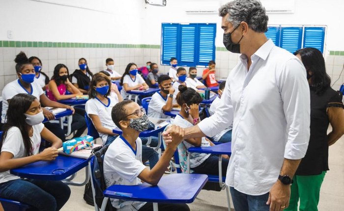 Rafael Brito em visita à sala de aula Rafael Brito em visita à sala de aula