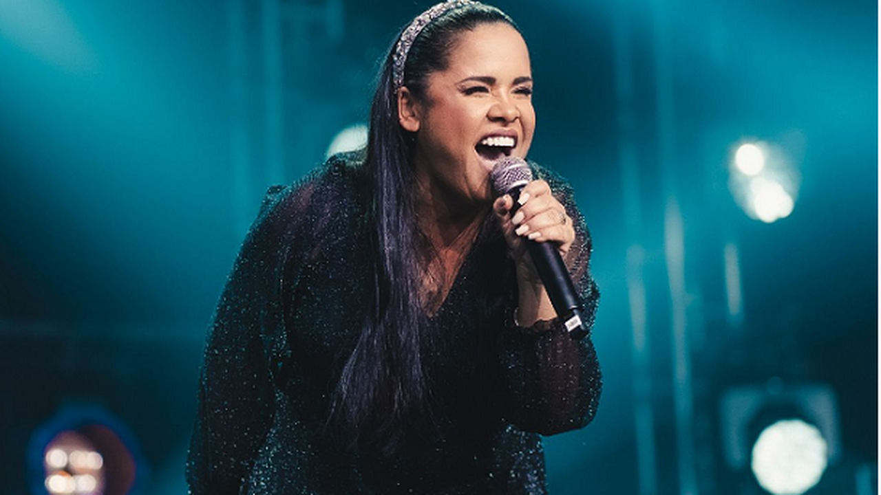 Novo EP de Cassiane reúne medleys e faixa inédita
