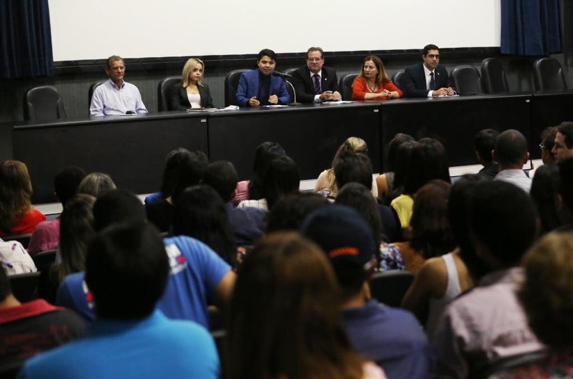 Mais de 300 pessoas participam de debate sobre prevenção às drogas e ressocialização na Esmal
