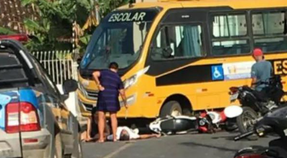 Motociclista morre após colidir com ônibus em Simão Dias / Foto: Foto: Portal A8SE/Reprodução