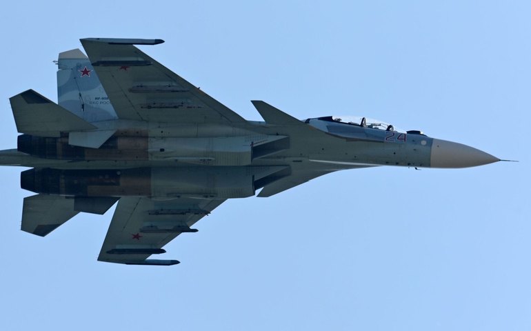 Experiência de combate na Ucrânia eleva ameaça da aviação russa à OTAN, aponta mídia