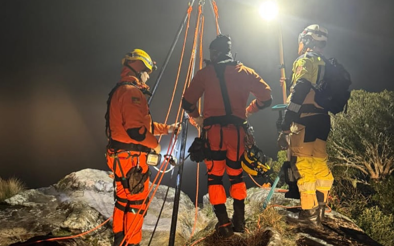 Corpo de menina que morreu após queda de penhasco no RS é velado em Curitiba