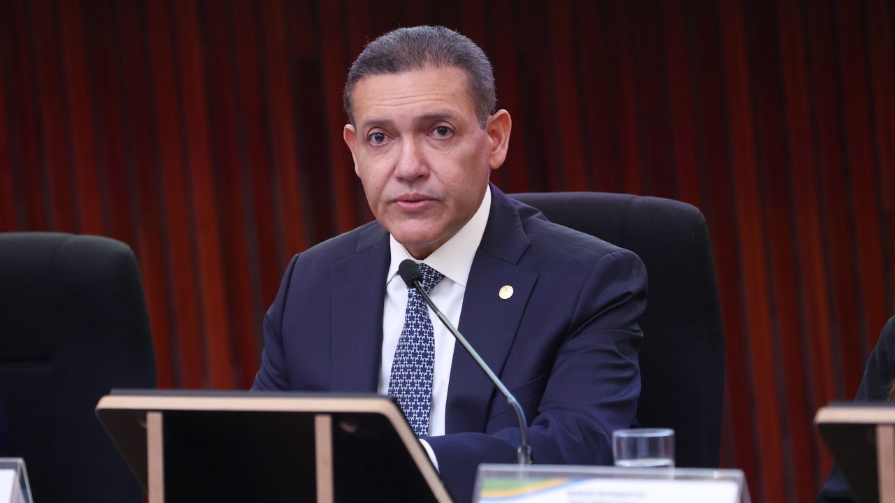 Presidente do TSE conclama eleitores a comparecerem às urnas