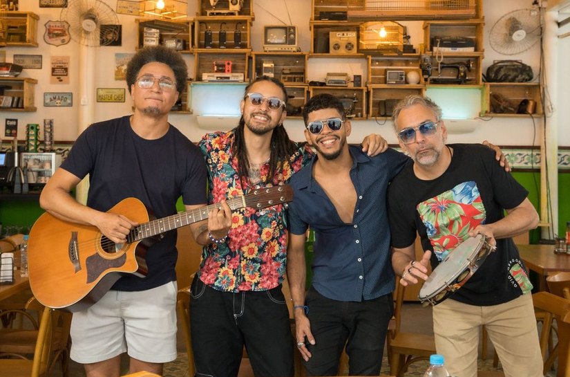 Músicos alagoanos desafiam rótulos em encontro inédito entre samba e brega no mesmo palco