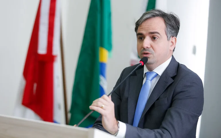 Vídeo: vereador cobra pagamento da Prefeitura e diz que ‘avisou’ sobre gastos no São João 2023 de Maceió