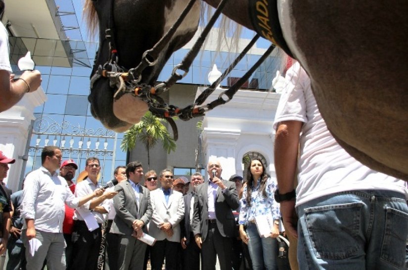 Governo do Estado garante apoio a representantes de vaqueiros em Alagoas