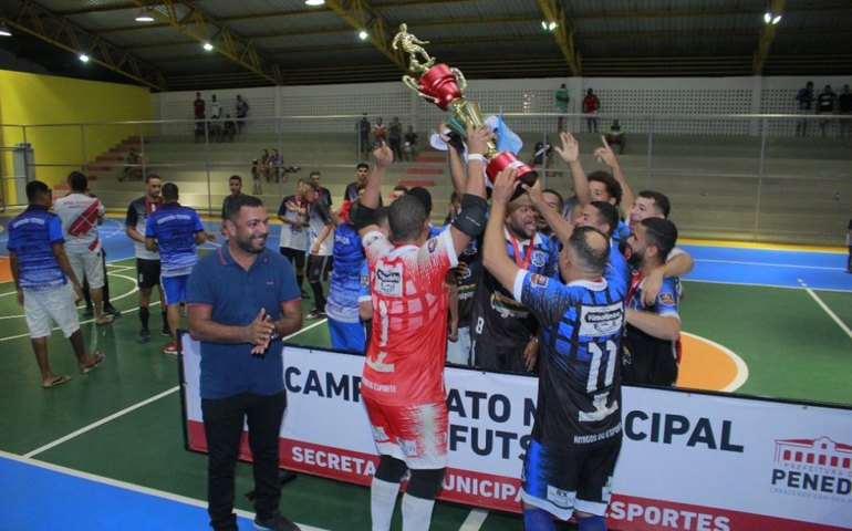 Amigos do Esporte é o grande vencedor do Campeonato Municipal de Futsal da Prefeitura de Penedo