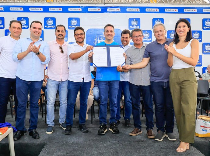 Paulo Dantas entrega 1,8 t de sementes e investe mais de R$ 280 mil na agricultura familiar em Maribondo
