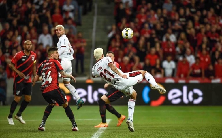 Golaço de Pedro classifica Flamengo para a semifinal da Copa do Brasil