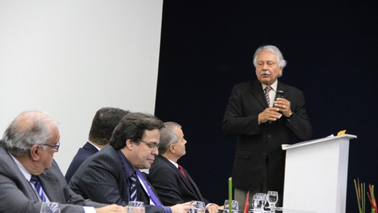 Membros eleitos do Conselho Superior da PGE tomam posse