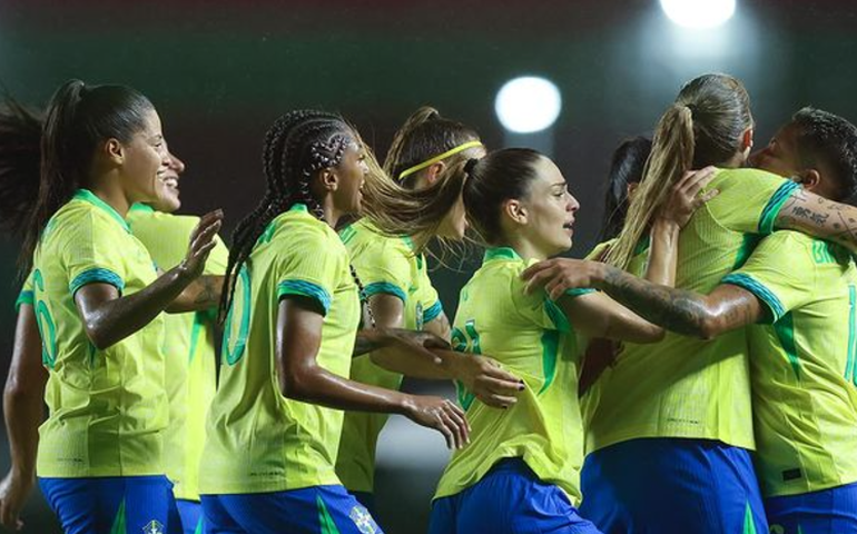 Seleção brasileira feminina de futebol se adapta ao fuso horário em 1º treino na Austrália