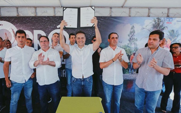 Governador anuncia duplicação da AL-220 de Arapiraca até Delmiro Gouveia