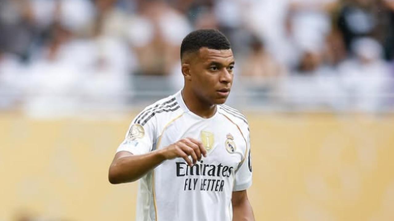 'Fora Mbappé': petição de torcedores do Real Madrid pela saída do atacante bate 40 milhões de assinaturas
