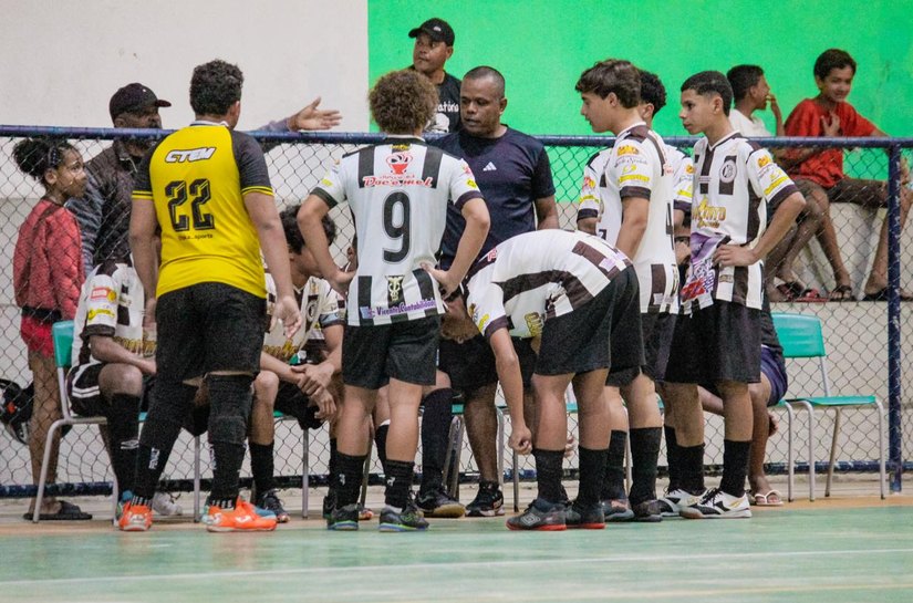 Semifinais definem finalistas da II Taça Palmeira de Futsal; decisões acontecem nesta quinta (6)