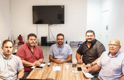 Vereador Raimundo Medeiros cumpre pautas em secretarias para levar melhorias a bairros da capital  