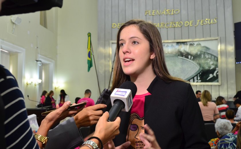 Deputada Cibele Moura afirma que retorno de transporte intermunicipal assegura um direito essencial ao alagoano