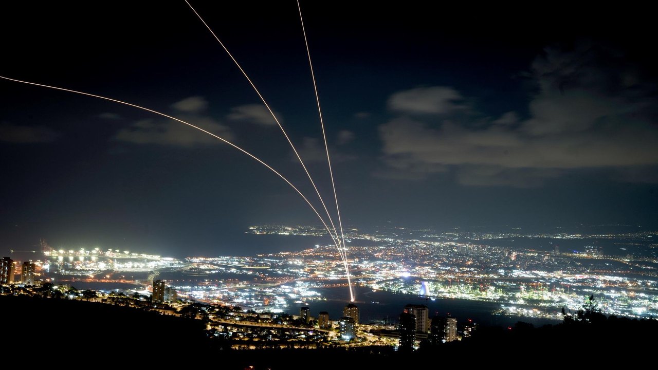 Mídia: Israel integra laser à Cúpula de Ferro em meio à tensão com Hezbollah