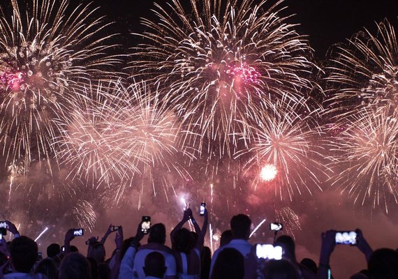 Réveillon 2024: festas públicas e privadas asseguram a alegria da virada