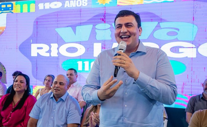 Prefeito Carlos celebrou o avanço e destacou o compromisso da gestão com a transparência