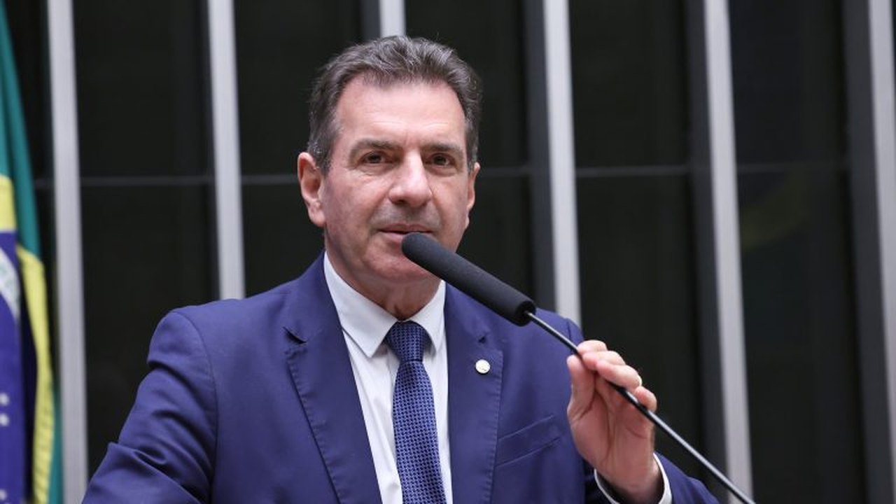 Projeto fixa em R$ 2,50 o preço mínimo do litro de leite pago ao produtor