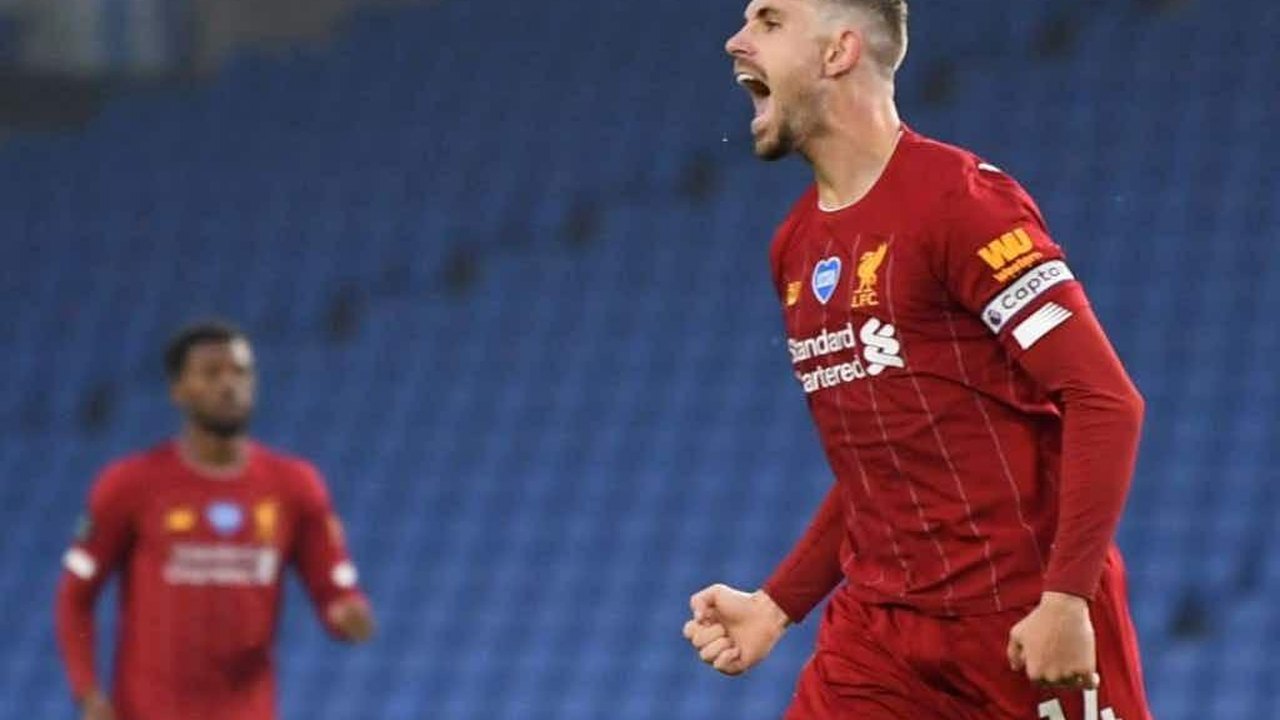 Em busca de recordes após conquista do título, Liverpool vence mais uma no Inglês