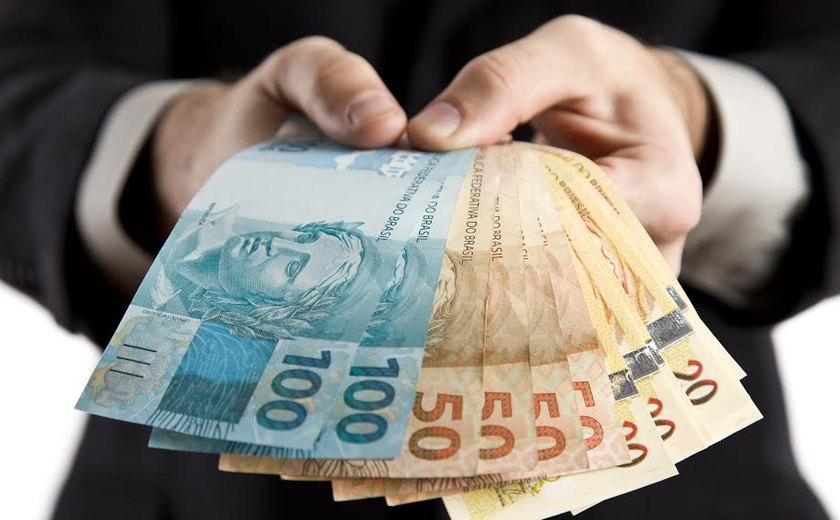 Saques na poupança superaram os depósitos em R$ 7,719 bi em setembro, diz BC