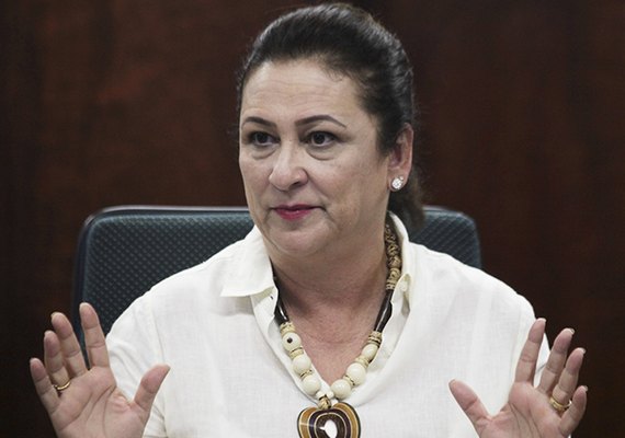 Kátia Abreu faz primeira reunião do grupo interministerial para revisão do seguro defeso