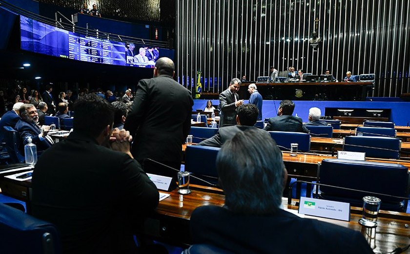 Aprovado projeto sobre parcelas remuneratórias de servidores da Câmara