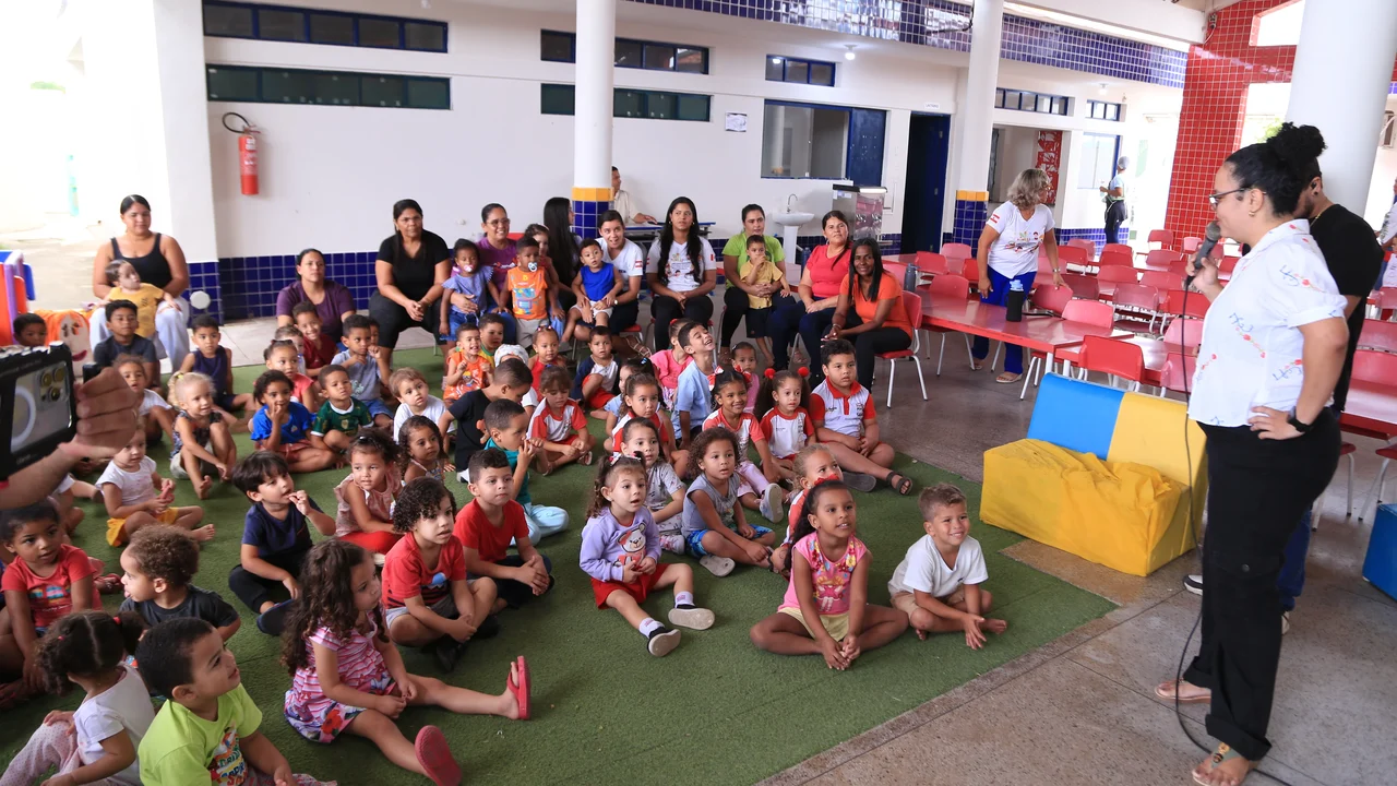 Crianças assistidas em creche da Prefeitura de Penedo aprendem sobre educação ambiental brincando