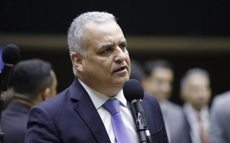 Projeto de Alfredo Gaspar que dobra pena de detentos fugitivos avança na Câmara