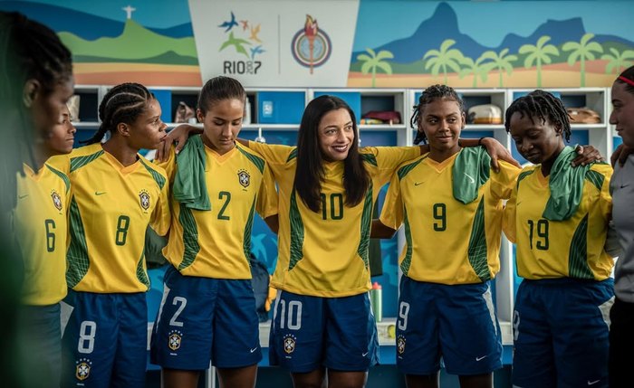 Filme sobre Marta divulga nova foto com Alice Carvalho e confirma data de lançamento