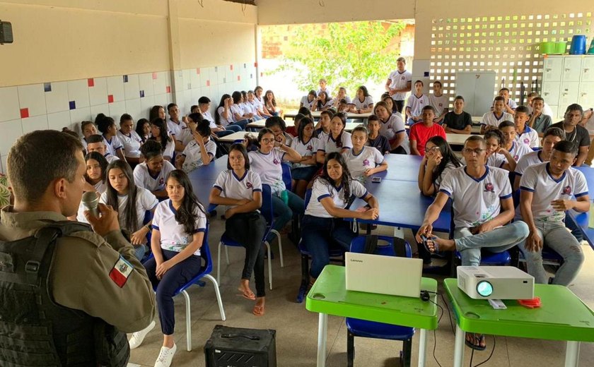 Polícia Militar fortalece ações ostensivas e preventivas nas unidades de ensino