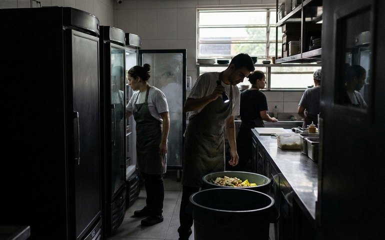 Federação de bares, restaurantes e hotéis de SP estima prejuízo de até R$ 100 milhões após apagão