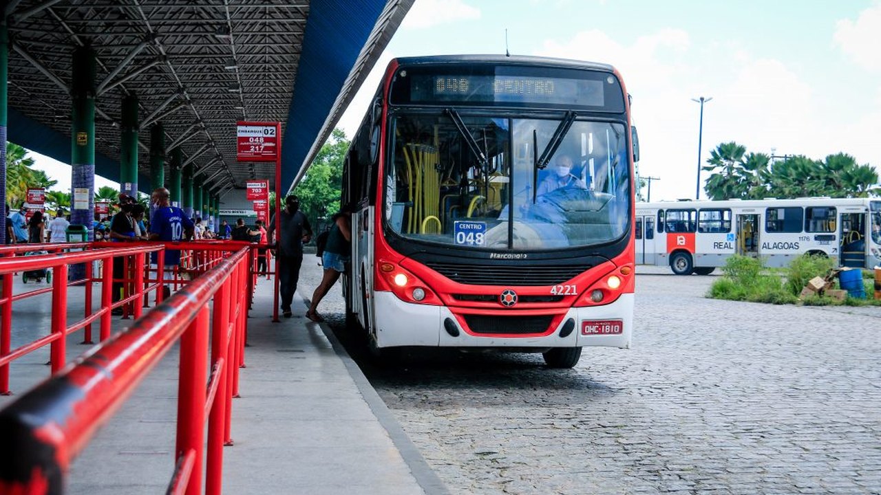 Nova linha de ônibus atenderá usuários do Hospital Metropolitano