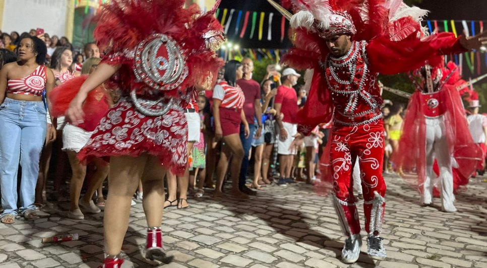 Bell Marques, Natanzinho e mais: Laranjeiras promove festa com shows e desfile de blocos neste fim de semana