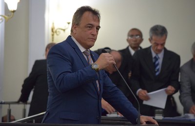Galba Novaes denuncia a prática da compra de votos na eleição de Maceió