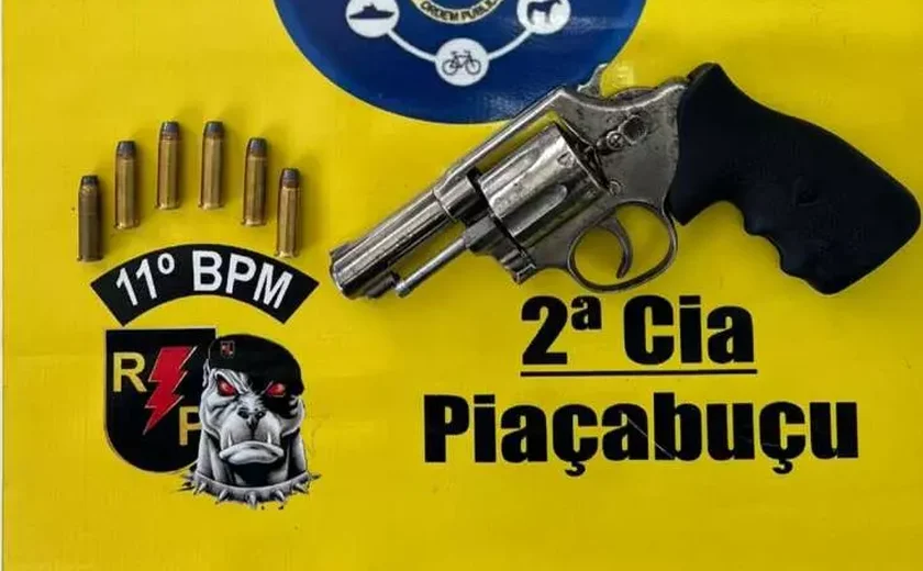 Homem é preso após ameaçar filha com arma de fogo em Piaçabuçu