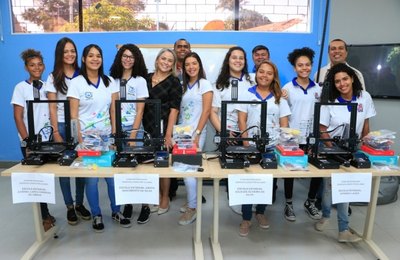 Educação cede impressoras 3D para confecção de máscaras de proteção em Alagoas