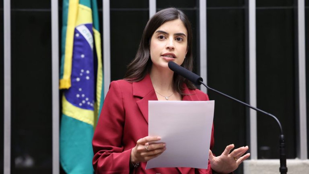 Comissão aprova diretrizes para atendimento no SUS de mulheres na menopausa