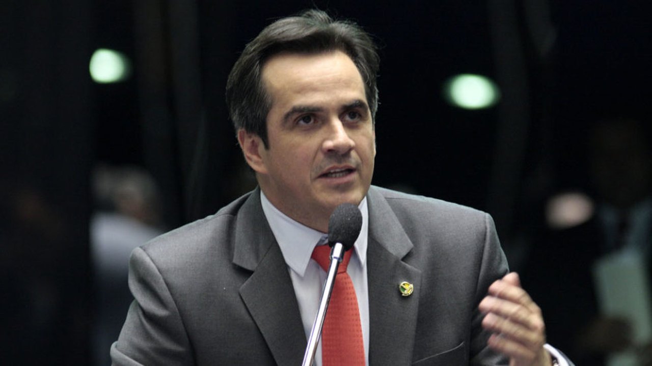Ciro Nogueira critica possibilidade de crédito extraordinário para Auxílio Brasil