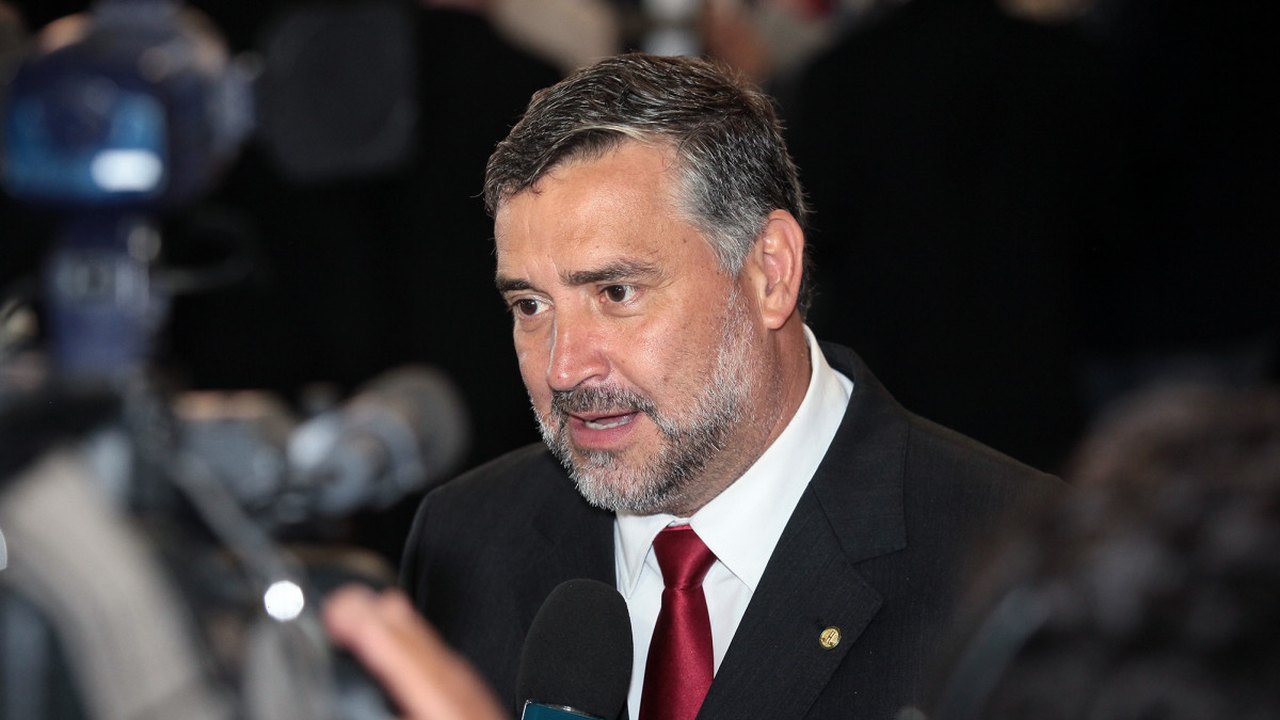 Pimenta: Cabe às Forças Armadas responsabilidade sobre o que vier a acontecer