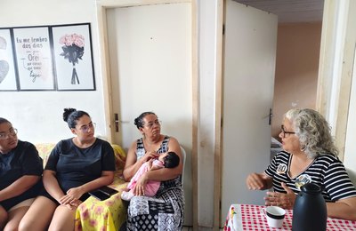 Lenilda Luna ouve demandas sobre falta de água e serviços básicos no Residencial Maceió