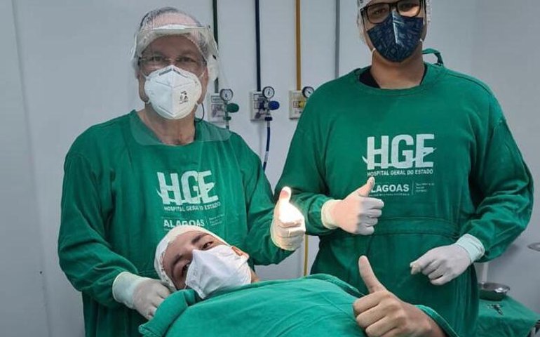 Paciente vítima de queimadura elétrica com fio de alta tensão se recupera no HGE