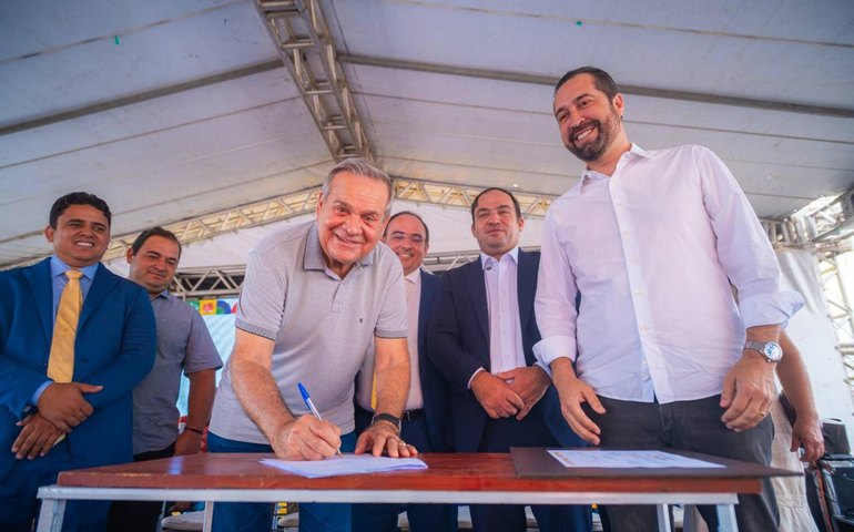 Junqueiro comemora 78 anos com obras, ações sociais e parceria com o Governo de Alagoas