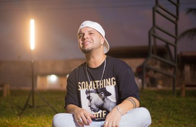 Pontos turísticos de Maceió são cenários para novo clipe do cantor JPê