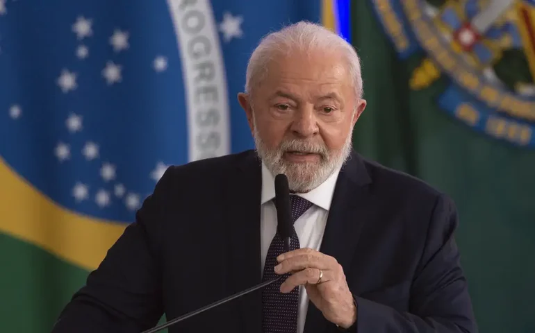 Governo Lula faz licitação para sistema de inventário para a Biblioteca da Presidência
