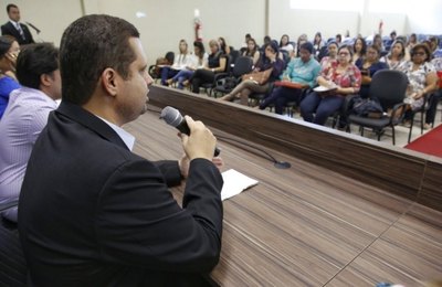 Estado e municípios alinham diretrizes para retomada do programa de distribuição de cestas nutricionais