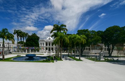 Governador inaugura revitalização da Praça Marechal Floriano nesta quinta (4)