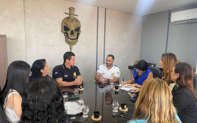 Delegado-geral da PCAL recebe profissionais para discutir golpes contra advogados