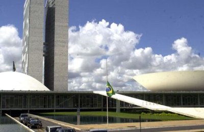Congresso promulga trecho restante da PEC dos precatórios